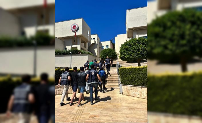 Marmaris’te göçmen kaçakçılığı operasyonu: 10 tutuklama