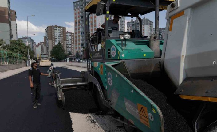 Melikgazi Belediyesi’nden İldem Bölgesi’nde kapsamlı asfalt çalışması