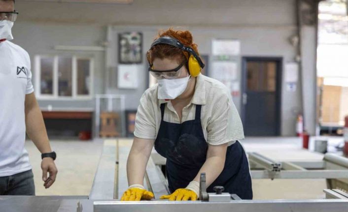 MERCEK kurslarıyla nitelikli ustalar yetişiyor