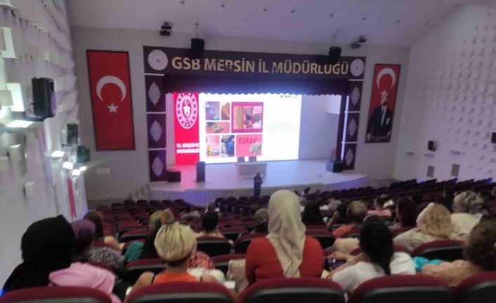 Mersin polisinin bilgilendirme faliyetleri sürüyor