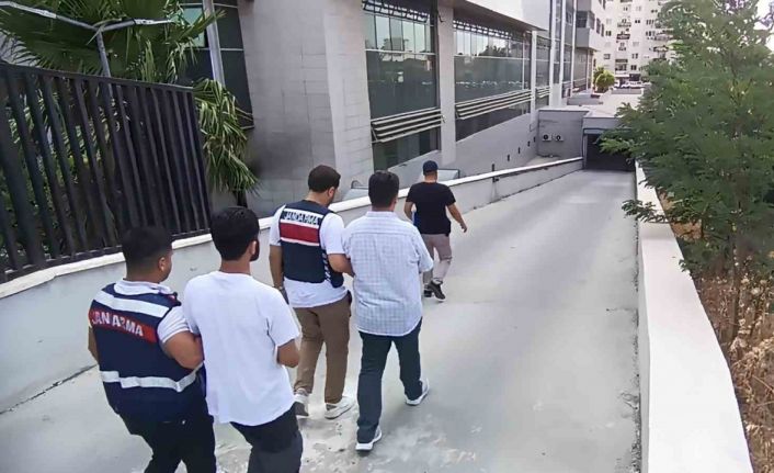 Mersin’de DEAŞ’a finans sağlayan şüphelilere operasyon: 2 gözaltı