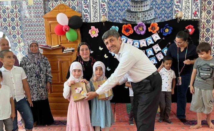 Mersin’de Kur’an Kursu öğrencileri Kur’an’a geçmenin heyecanını yaşadı