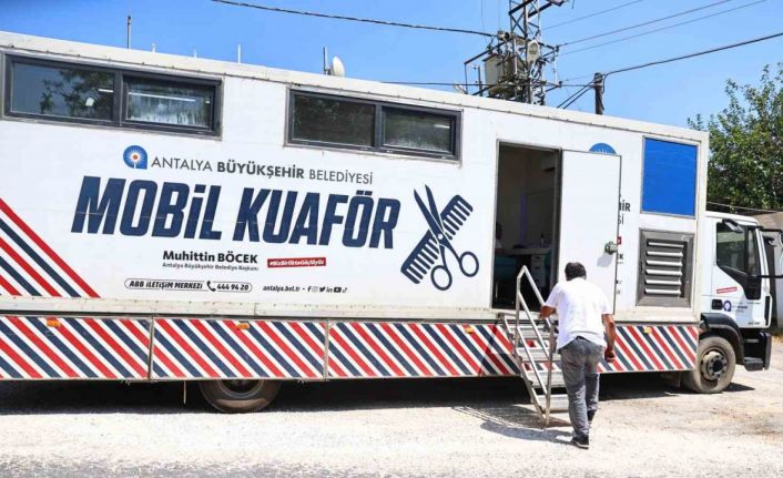 Mobil kuaför tırı Antalya’nın yaylalarında