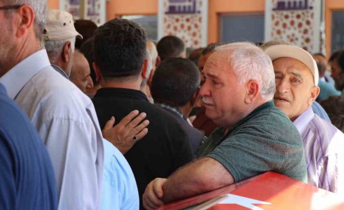 Muhtarlık binasında vefat eden muhtar toprağa verildi