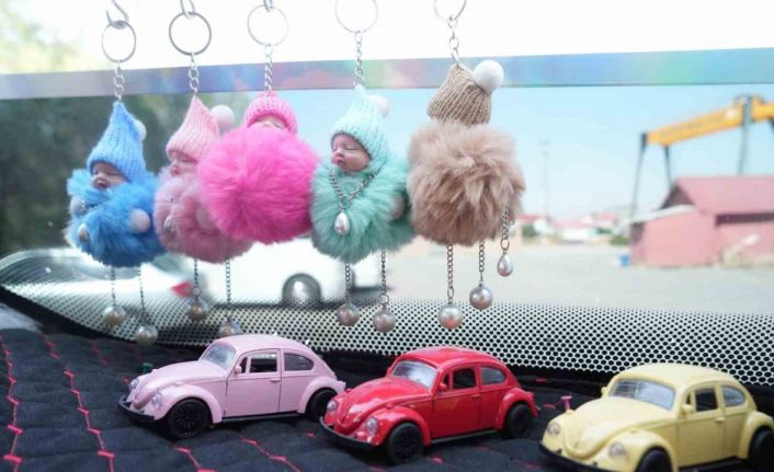 Muş’ta oyuncaklı otobüse yoğun ilgi