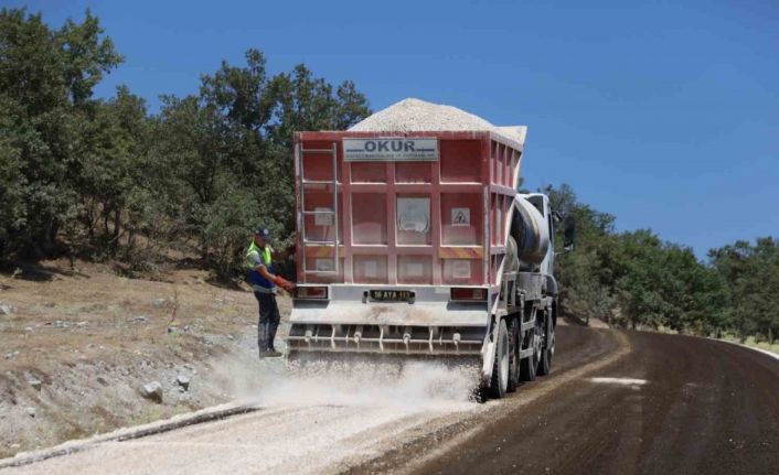 Mustafakemalpaşa’nın kırsal yollarına konfor geliyor