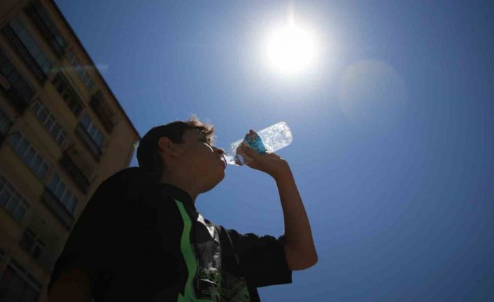 Nazilli Devlet Hastanesi’nden sıcak hava uyarısı