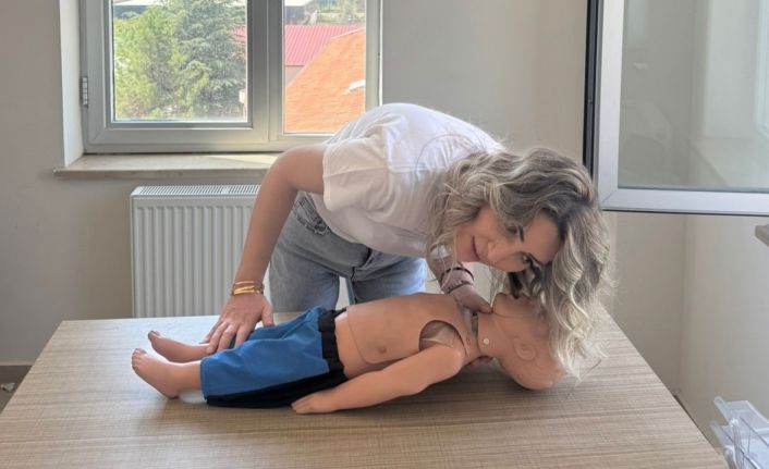 Niğde Belediyesi personeline temel ilk yardım eğitimi verildi