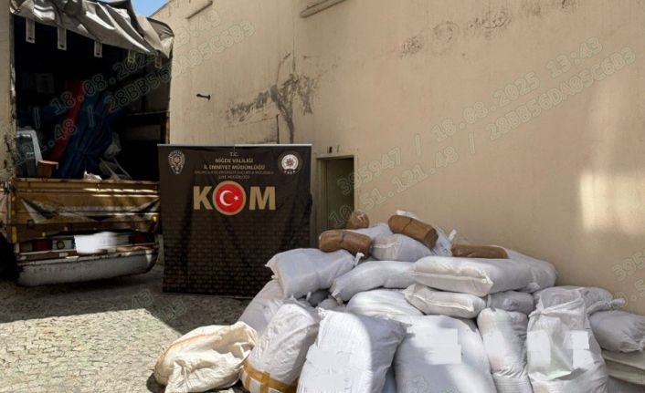 Niğde’de kaçak tütün operasyonu: Bin 600 kilo yakalandı