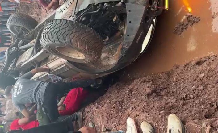 Off-Road yarışlarında yürekleri ağza getiren kaza