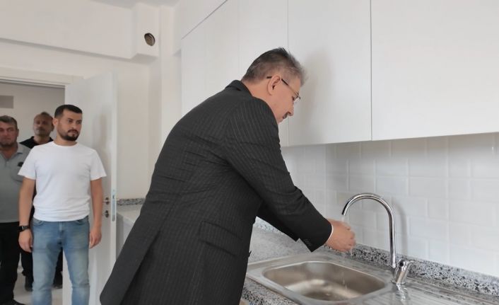 Ömürlük konutlar depremzedelere teslim edildi