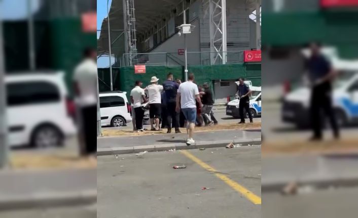 Ortahisar Belediyesi’nin düzenlediği Autofest’te polis ile zabıta arasında arbede