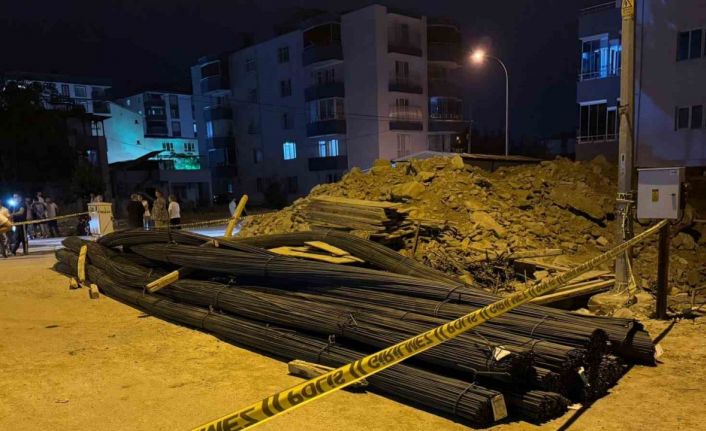 Osmaniye’de tırdaki demirler motosikletin üzerine devrildi: 2 yaralı