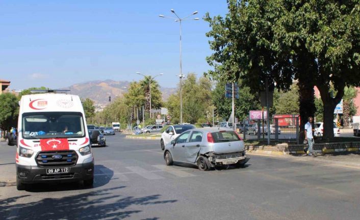 Otomobil 50 metre sürüklendi: 1 yaralı