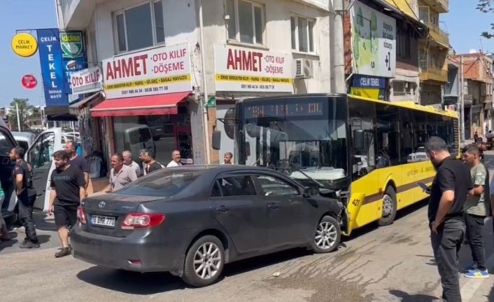 Otomobil, belediye otobüsüyle çarpıştı: 1’i çocuk 6 yaralı