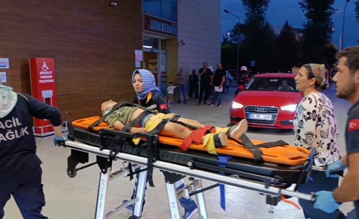 Otomobilin çarptığı bisikletli çocuk ağır yaralandı