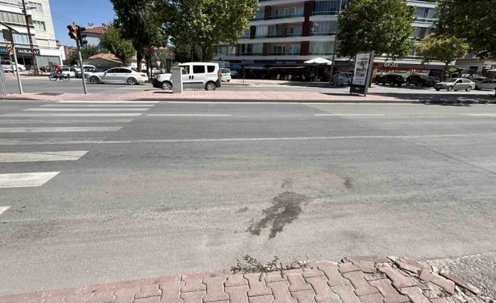 Otomobilin çarptığı bisikletlinin hayatını kaybettiği kaza kamerada