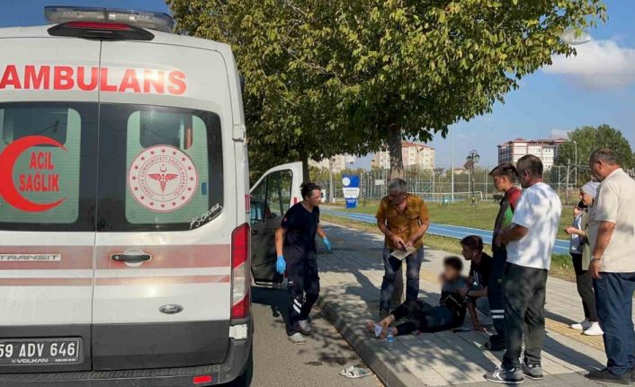 Otomobilin çarptığı elektrikli bisikletli çocuk yaralandı