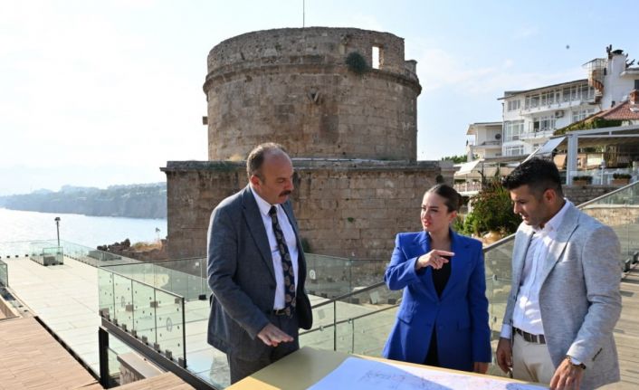 Özdemir: "Hıdırlık Kulesi ile Antalya yeni bir açık hava müzesine kavuşacak"