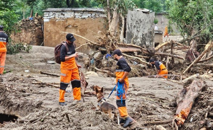 Pakistan’daki muson yağışlarında bilanço ağırlaşıyor: 645 ölü