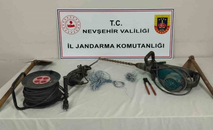 Patlayıcı madde ile kaçak kazıya suç üstü