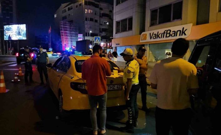 Polis Taksim Meydanı’nda kuş uçurtmadı
