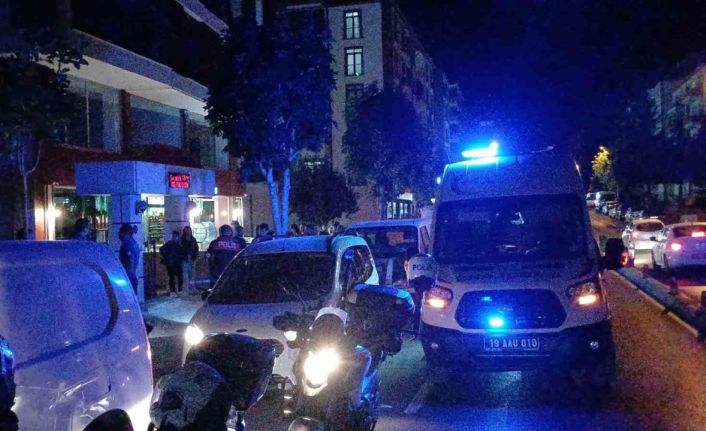Polisin "dur" ihtarına uymayan sürücü kaçarken kaza yaptı
