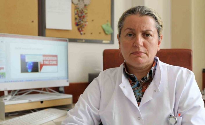 Prof. Dr. Uğur, "Sağlık bireyde 1 çay kaşığını geçmeyecek şekilde, rafine iyotlu tuz kullanılması önerilmektedir"