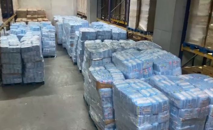 Rusya’ya satılan bebek bezleri Beylikdüzü’nde bulundu: 55 bin dolar değerinde bezleri çalan nakliyeci yakalandı