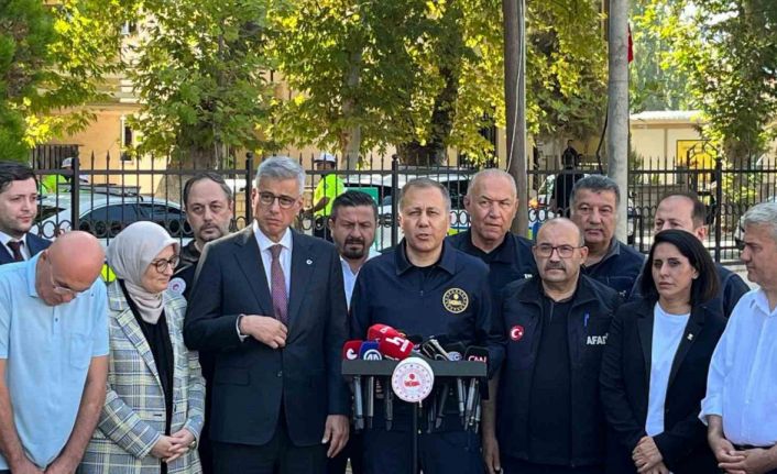 Sağlık Bakanı Memişoğlu: "Toplam 52 başvuru var, 29’u yaralı olarak hastanelerimizde tedavi altına alındı"