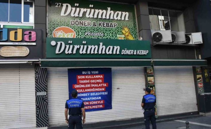 Şahinbey’de tarihi geçmiş ürün kullanan dürümcüye kapatma cezası