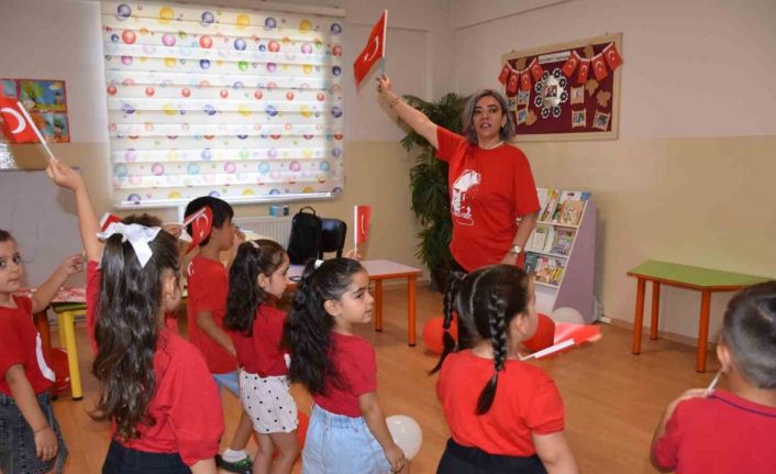 Şahinbeyli minikler 30 Ağustos Zafer Bayramı’nı kutladı