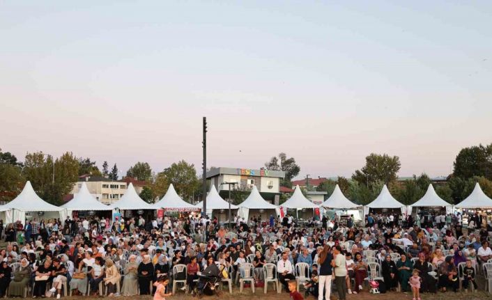 Sakarya’da Kafkas ve İç Anadolu’nun zengin kültürüyle şölen gibi akşam