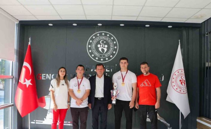 Şampiyon sporculardan Kabakcı’ya ziyaret