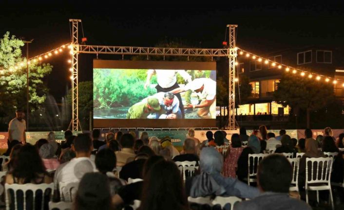 Samsun’da açık hava sinema gecelerine yoğun ilgi