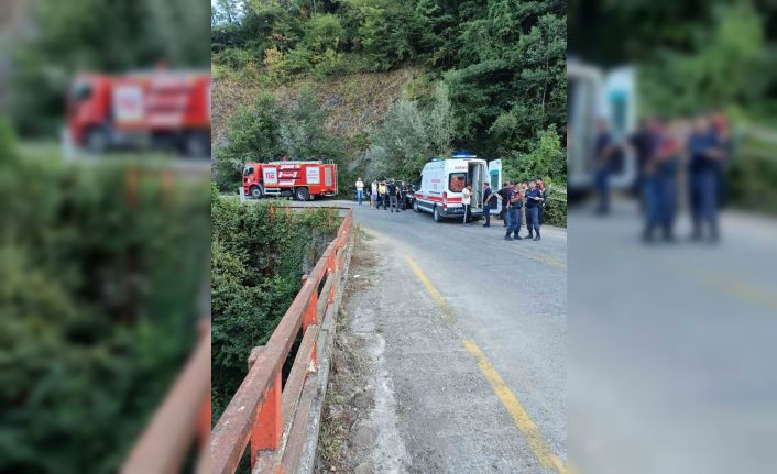 Samsun’da çocuğun kullandığı otomobil köprüden uçtu: 1 ölü, 3 yaralı