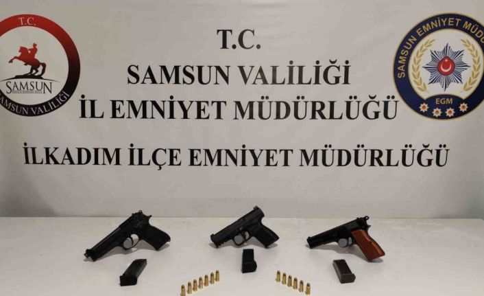 Samsun’da düğünde tabancayla ateş açan 2 kişi yakalandı