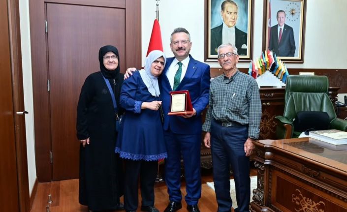 Şehit polis Aziz Oray’ın ailesi Vali Aksoy’u ziyaret etti