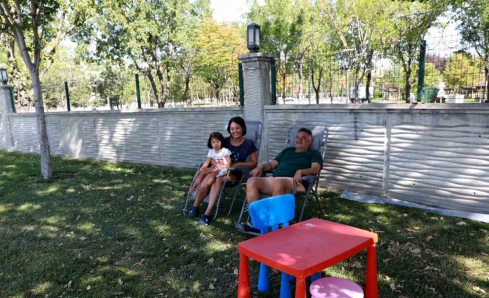 Şehrin merkezinde karavan konforu