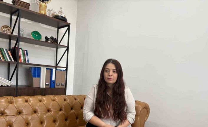 Şiddete ve tacize uğradığını iddia eden Dilek Yiğiter Tunçdoğan: "Bu adam dışarda elini kolunu sallayarak geziyor"