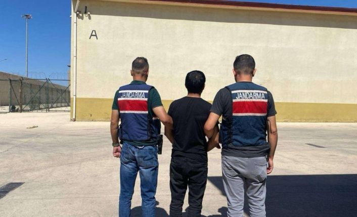 Silahlı yağma suçundan kesinleşmiş cezayla aranan şahıs yakalandı