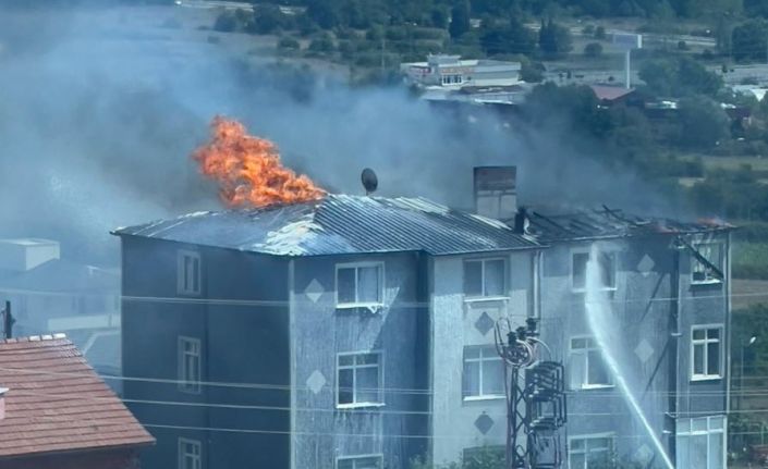 Sinop’ta çatı yangını