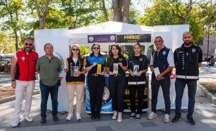 Sinop’ta polis ekiplerinden halkı bilinçlendirme çalışması
