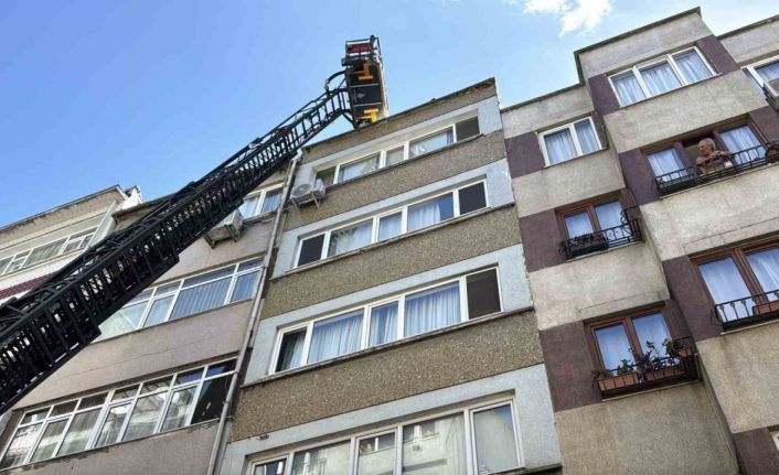 Şişli’de restoran bacasında çıkan yangın paniğe neden oldu