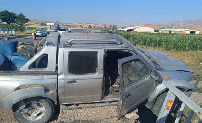 Sivas’ta trafik kazaları: 4’ü çocuk 9 yaralı