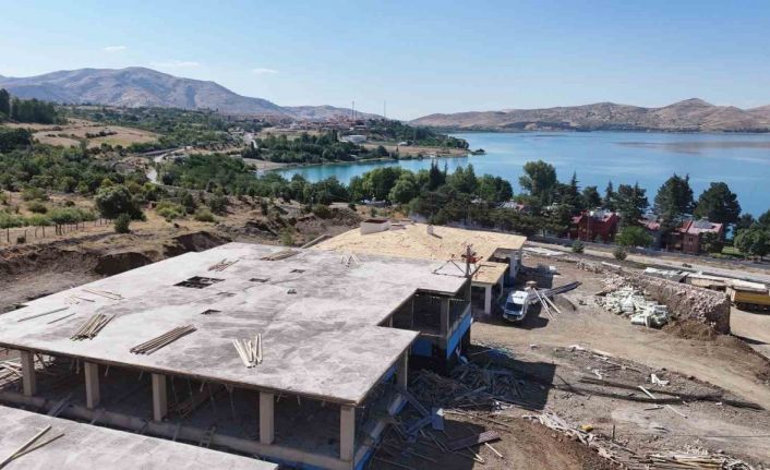 Sivrice Engelsiz Yaşam Merkezi’nde çalışmalar sürüyor