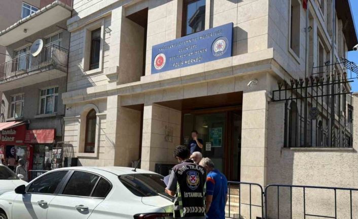 Sokak ortasında kavgaya tutuşarak ambulansa yol vermeyen sürücüler yakalandı