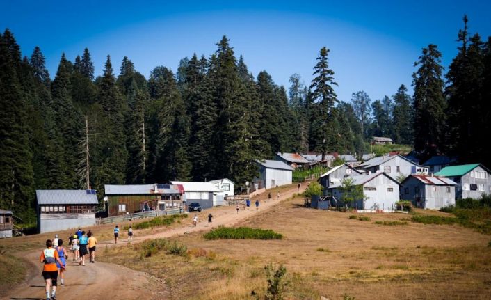 Sporcular Abant’ın zirvesinde sınırlarını zorladı