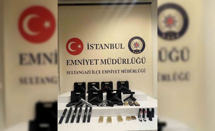 Sultangazi’de 14 suç kaydı olan şüpheli kıskıvrak yakalandı