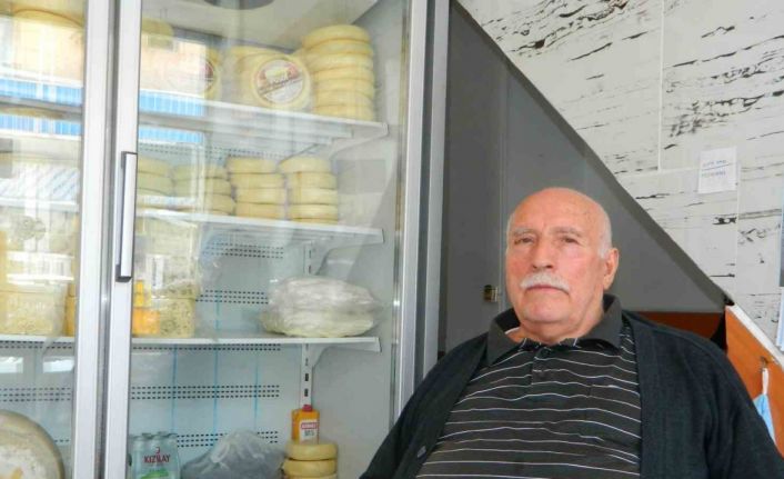 Süt üretiminin yetersizliği kaşar üreticilerini zor durumda bıraktı